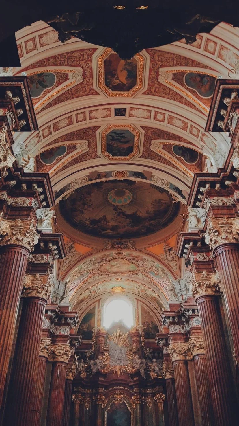 Decorated interior with arches and a painted ceiling, W:9 H:16, photograph 70